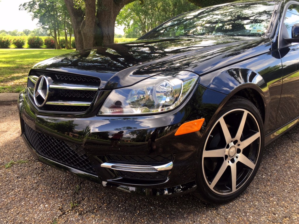 Mercedes Benz C250 front