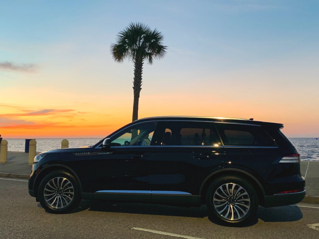 Lincoln Aviator at sunset